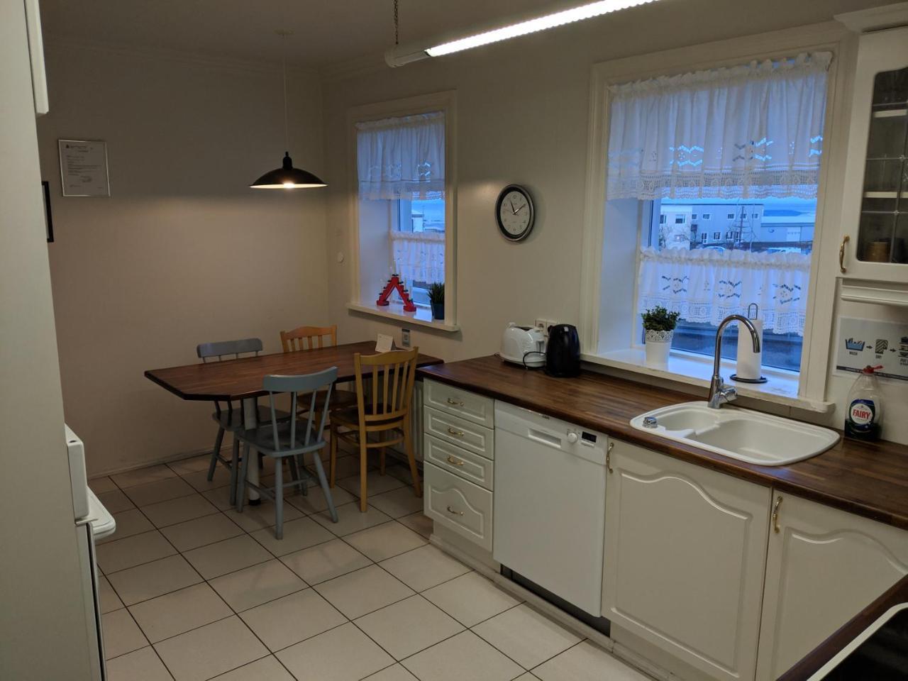 Gallery Guesthouse - Staywest Akranes Eksteriør bilde
